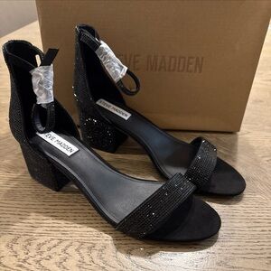 Steve Madden Irenee-R Black Round Open-Toe Ankle-Strap Block Heel Sandal 9.5M